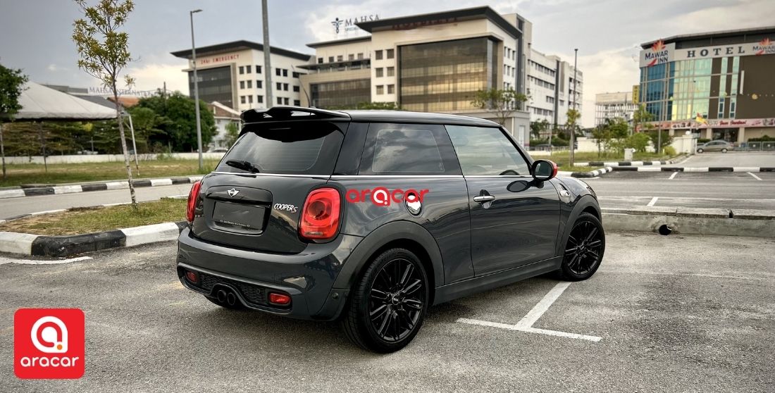 Mini Cooper S (F56) Rear Side View.